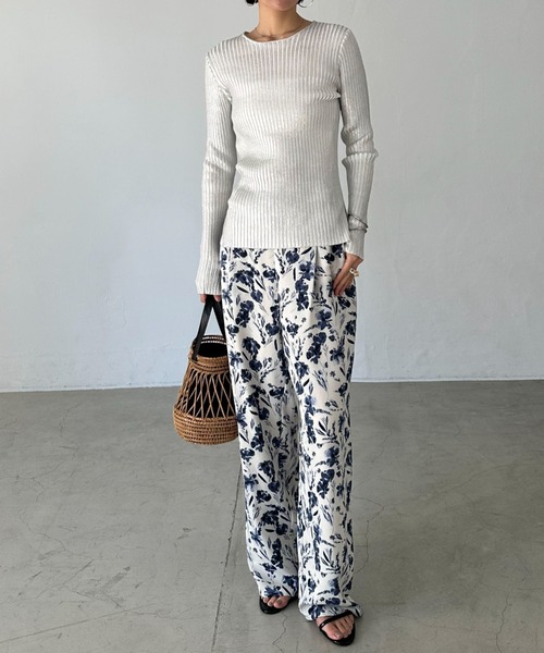 Doux archives(ドゥアルシーヴ)の「メタリックリブニット(ニット/セーター・レディース・ブラック/シルバー/ゴールド・FREE)」の6枚目の写真