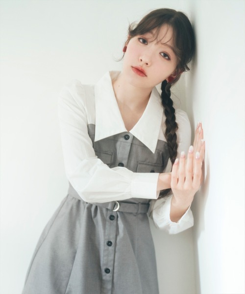 REDYAZEL(レディアゼル)の「レイヤードデザインミニシャツワンピース(ワンピース・レディース・グレー/カーキ/ベージュ・SMALL/MEDIUM)」の4枚目の写真