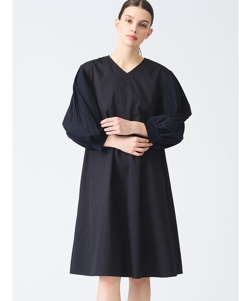 mizuiroind（ミズイロインド）の「mizuiro ind プリーツパフスリーブワンピース（ワンピース・レディース・ネイビー/ブラック/オフホワイト・FREE）」の14枚目の写真