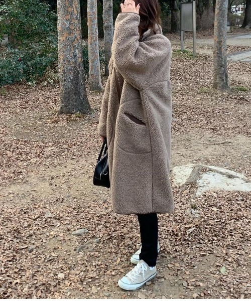 aquagarage（アクアガレージ）の「スタンドカラーボアコート（その他