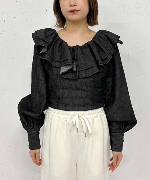 archives（アルシーヴ）の「デニムラッフルオフショルブラウス（シャツ/ブラウス・レディース・ブルー/ブラック・MEDIUM）」の17枚目の写真
