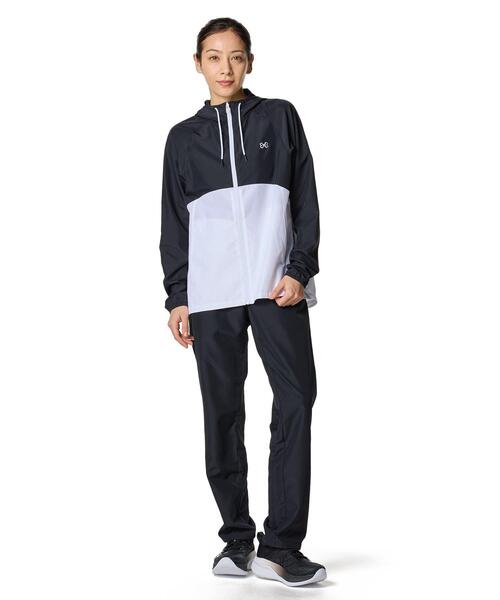 UNDER ARMOUR(アンダーアーマー)の「UAワードマーク ウーブン フルジップ フーディー(トレーニング/レディース)(その他アウター・レディース・ブラック・M/L/XL/S)」の3枚目の写真