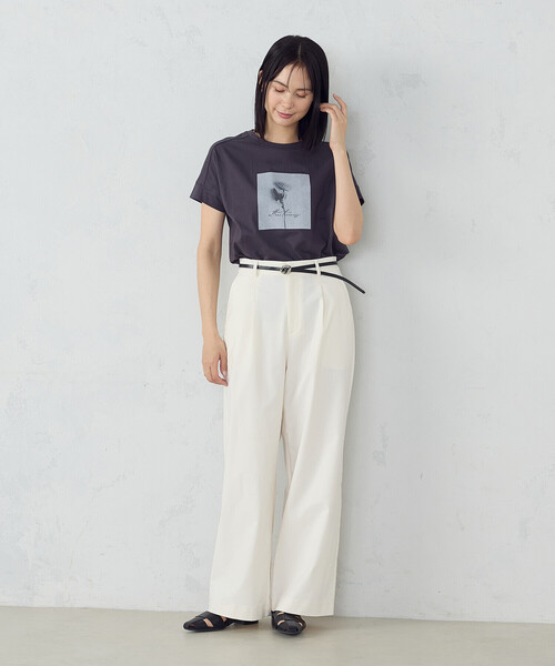 COMME CA ISM(コムサイズム)の「フォトプリントTシャツ(Tシャツ/カットソー・レディース・アイボリー/オリーブ/ブラウン/チャコール・SMALL/MEDIUM/LARGE)」の10枚目の写真