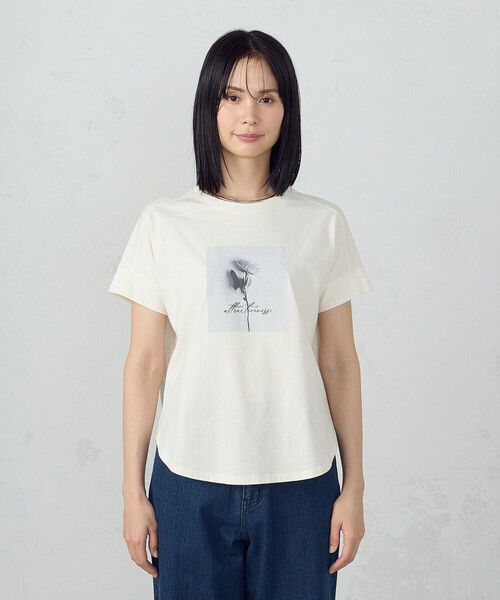 COMME CA ISM(コムサイズム)の「フォトプリントTシャツ(Tシャツ/カットソー・レディース・アイボリー/オリーブ/ブラウン/チャコール・SMALL/MEDIUM/LARGE)」の9枚目の写真