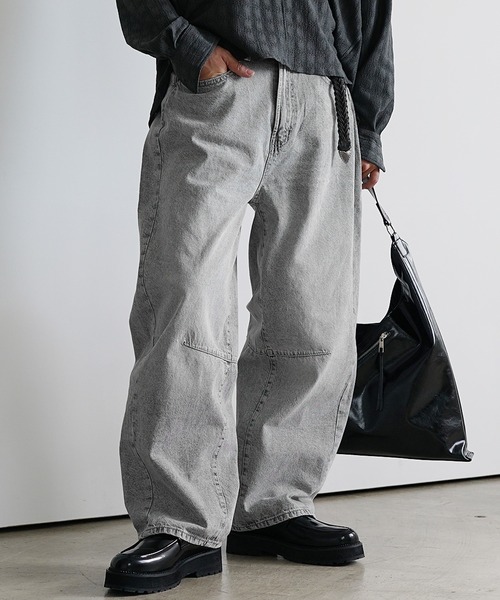 MinoriTY（マイノリティ）の「【MinoriTY select】バレルレッグイージーワイドデニムパンツ メンズ（デニムパンツ・メンズ・ライトグレー/ブラック/ライトブルー・M/L/LL）」の16枚目の写真