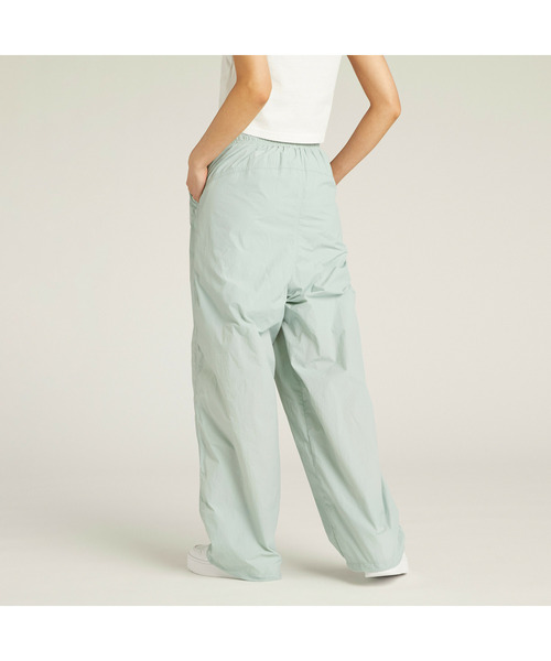 PUMA(プーマ)の「PUMA プーマ ウィメンズ ワードローブ ESS+ ウーブン パンツ(その他パンツ・レディース・グレー/ミント・MEDIUM/SMALL/LARGE/X-LARGE)」の6枚目の写真