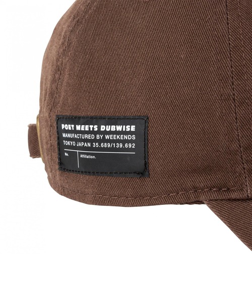 POET MEETS DUBWISE(ポエットミーツダブワイズ)の「【POET MEETS DUBWISE/ポエトミーツダブワイズ】 PMD LOGO Cursive Cap(キャップ・メンズ・スミクロ/ダークブラウン・FREE)」の4枚目の写真