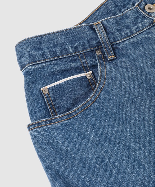 DIGAWEL(ディガウェル)の「Wide straight jeans(デニムパンツ・メンズ・ブルー/ライトブルー・2)」の7枚目の写真