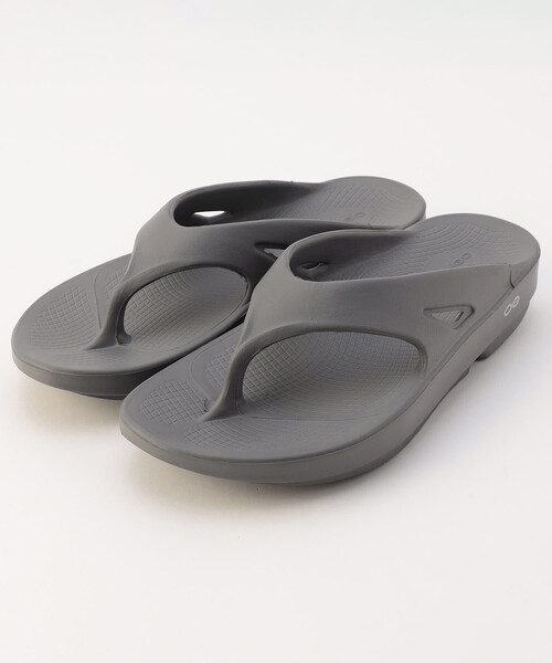 OOFOS(ウーフォス)の「OOFOS/ウーフォス Ooriginal【26.0-28.0cm】/ウーオリジナル / リカバリーサンダル(サンダル・メンズ・ブラック/グレー/オリーブ/サックスブルー/ベージュ/ライトグレー・7/8/9)」の3枚目の写真