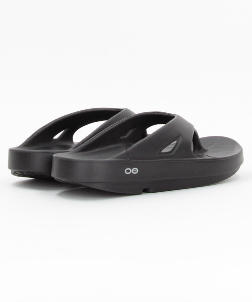 OOFOS(ウーフォス)の「OOFOS/ウーフォス Ooriginal【26.0-28.0cm】/ウーオリジナル / リカバリーサンダル(サンダル・メンズ・ブラック/グレー/オリーブ/サックスブルー/ベージュ/ライトグレー・7/8/9)」の14枚目の写真