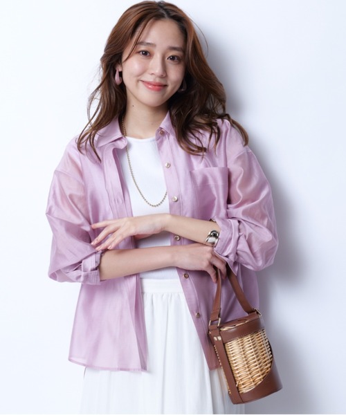 新品タグ付き　JUSGLITTY　シアーシャツ　ライトブルー　Sサイズ カラーシアーシャツ（シャツ/ブラウス）｜JUSGLITTY（ジャス