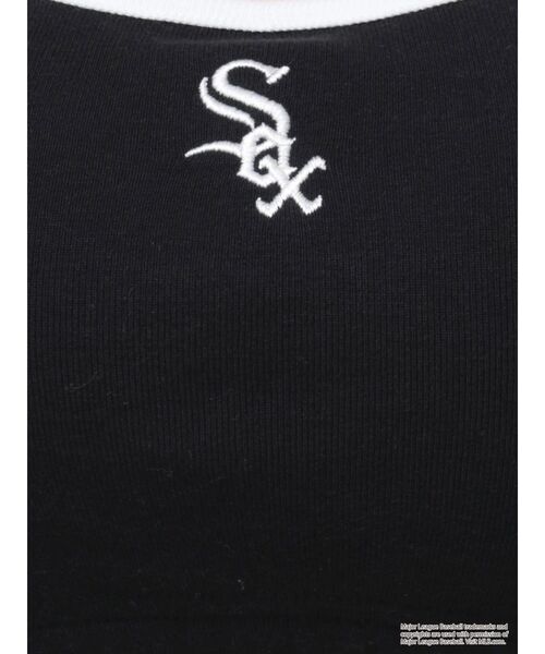 GYDA（ジェイダ）の「GYDA［MLB］フロントクロスビスチェ（キャミソール・レディース・グレー/オフホワイト/ブラック・FREE）」の5枚目の写真