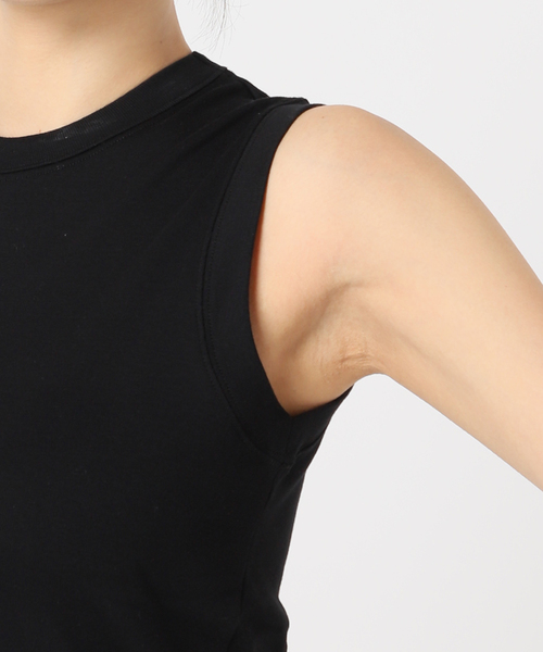 JOURNAL STANDARD relume（ジャーナルスタンダード　レリューム）の「《WEB限定追加》汗ジミ防止コンパクトタンク（タンクトップ・レディース・グレー/ブラック/ホワイト・FREE）」の11枚目の写真