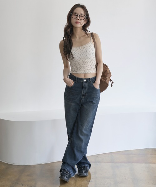 UNE MANSION（ユヌマンション）の「【肩紐調節可能】【カップ付き】レースフラワーパターンキャミソール（キャミソール・レディース・ホワイト/スカイブルー・FREE）」の11枚目の写真