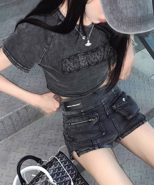 Riff(リフ)の「ヴィンテージ風ショート丈Tシャツ(Tシャツ/カットソー・レディース・ブラック・M/L)」の7枚目の写真