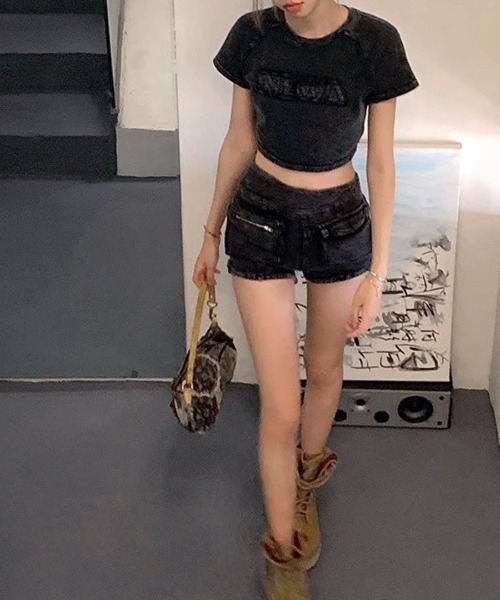 Riff(リフ)の「ヴィンテージ風ショート丈Tシャツ(Tシャツ/カットソー・レディース・ブラック・M/L)」の14枚目の写真