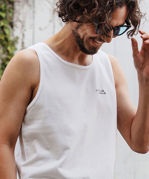 1minute 1second(ワンミニットワンセカンド)の「mta564-cursive print tank top タンクトップ(タンクトップ・メンズ・ブラック×ホワイト/ホワイト×グレー・M/L/XL)」の2枚目の写真