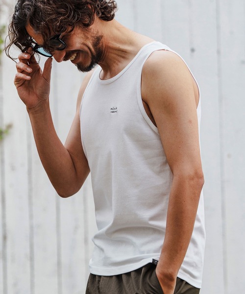 1minute 1second(ワンミニットワンセカンド)の「mta564-cursive print tank top タンクトップ(タンクトップ・メンズ・ブラック×ホワイト/ホワイト×グレー・M/L/XL)」の4枚目の写真