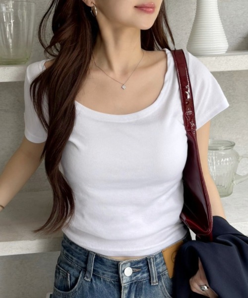 Ada.(エイダ)の「ディープネック シンプル 無地 カットソー 半袖(Tシャツ/カットソー・レディース・ホワイト/グレー/ブラック・FREE)」の15枚目の写真