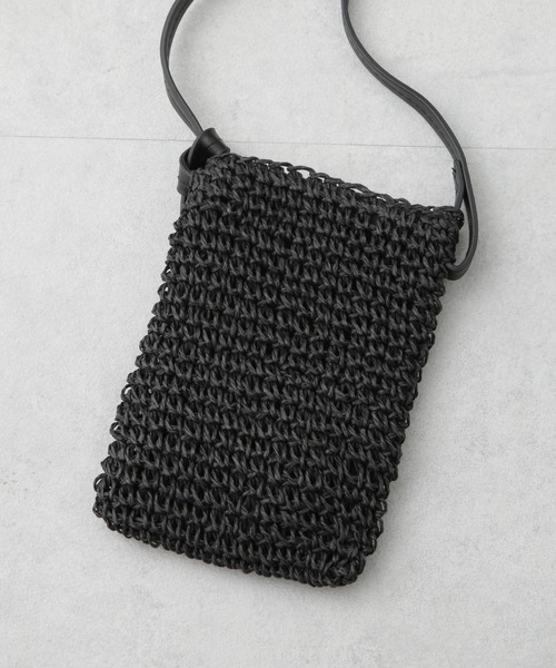 NANO universe（ナノユニバース）の「ハンドクロシェスクエアポーチ（ショルダーバッグ・メンズ・キナリ/ブラック・FREE）」の7枚目の写真