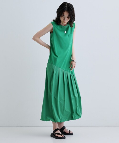 GALLEST(ギャレスト)の「バルーン切替ワンピース(ワンピース・レディース・ブラック/グリーン・38)」の11枚目の写真