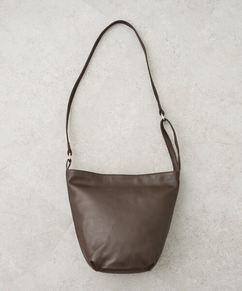 LIVETART(リヴェタート)の「レザーショルダーバッグ(ショルダーバッグ・レディース・ブラウン/ブラック・FREE)」の17枚目の写真