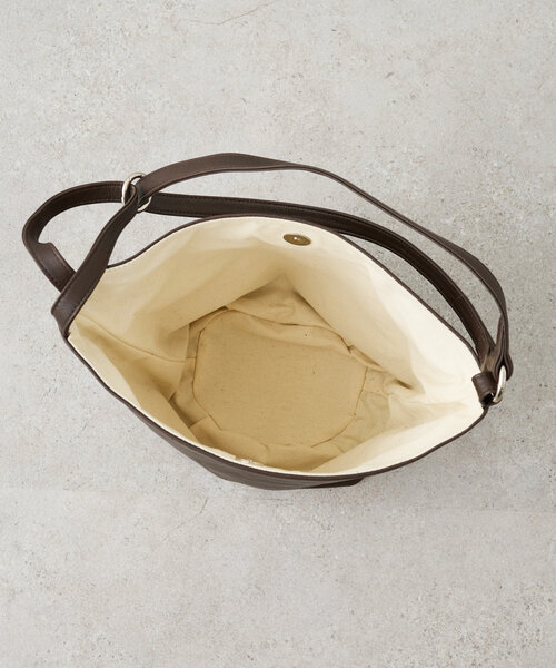 LIVETART(リヴェタート)の「レザーショルダーバッグ(ショルダーバッグ・レディース・ブラウン/ブラック・FREE)」の18枚目の写真