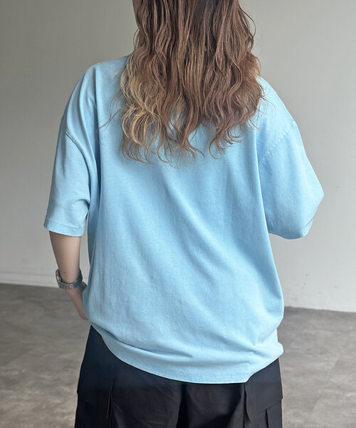 CPCM（シーピーシーエム）の「カラーパウダーダイナソーT（Tシャツ/カットソー・メンズ・ホワイト/ブルー系その他/オレンジ・MEDIUM/LARGE）」の6枚目の写真