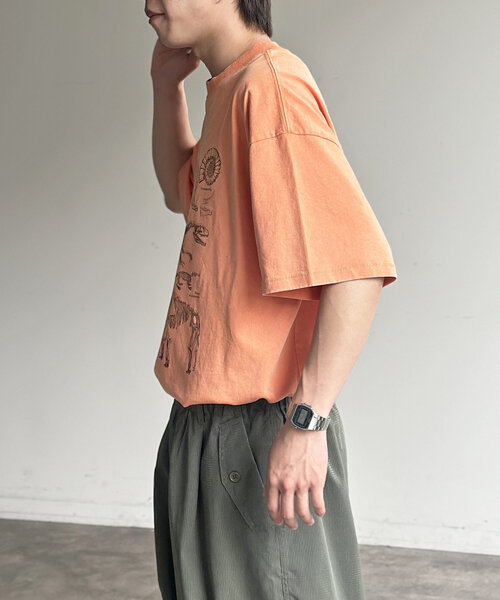 CPCM（シーピーシーエム）の「カラーパウダーダイナソーT（Tシャツ/カットソー・メンズ・ホワイト/ブルー系その他/オレンジ・MEDIUM/LARGE）」の11枚目の写真
