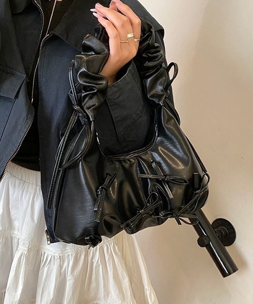 aimoha(アイモハ)の「リボンデコシャーリングハンドルミニバッグ(ショルダーバッグ・レディース・ブラック/オフホワイト/シルバー・FREE)」の20枚目の写真