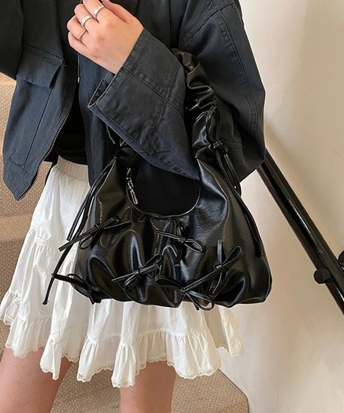 aimoha(アイモハ)の「リボンデコシャーリングハンドルミニバッグ(ショルダーバッグ・レディース・ブラック/オフホワイト/シルバー・FREE)」の22枚目の写真