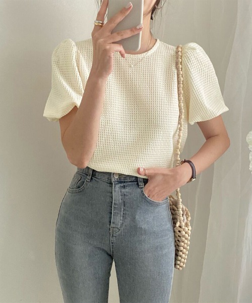 ReRe(リリ)の「ワッフルパワーショルダートップス(Tシャツ/カットソー・レディース・ブルー/ピンク/ベージュ・FREE)」の6枚目の写真