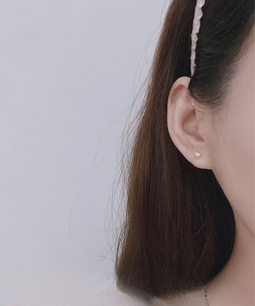 yu-ka（ユーカ）の「YU-KA:ミニハートピアス : mini Heart pierce（ピアス（両耳用）・レディース・シルバー/ゴールド・FREE）」の4枚目の写真
