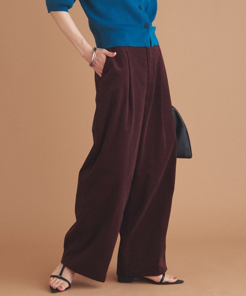 Doux archives(ドゥアルシーヴ)の「コーデュロイタックパンツ(その他パンツ・レディース・グレイッシュベージュ/モカ/レッド・38/36)」の1枚目の写真