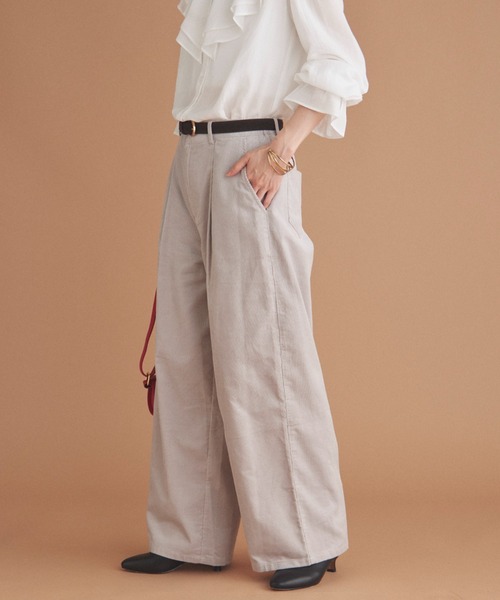 Doux archives(ドゥアルシーヴ)の「コーデュロイタックパンツ(その他パンツ・レディース・グレイッシュベージュ/モカ/レッド・38/36)」の14枚目の写真
