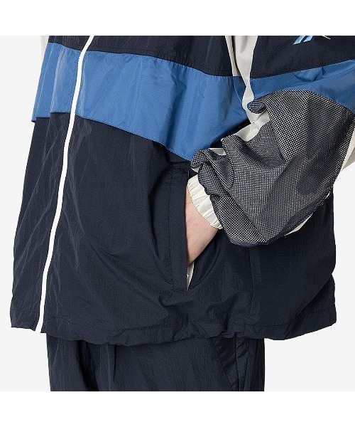 Reebok（リーボック）の「トラックジャケット リブート 90’s/Track Jacket REBOOT 90’s（ナイロンジャケット・メンズ・ブルー/ブラック/グリーン・X-LARGE/MEDIUM/SMALL/LARGE）」の20枚目の写真