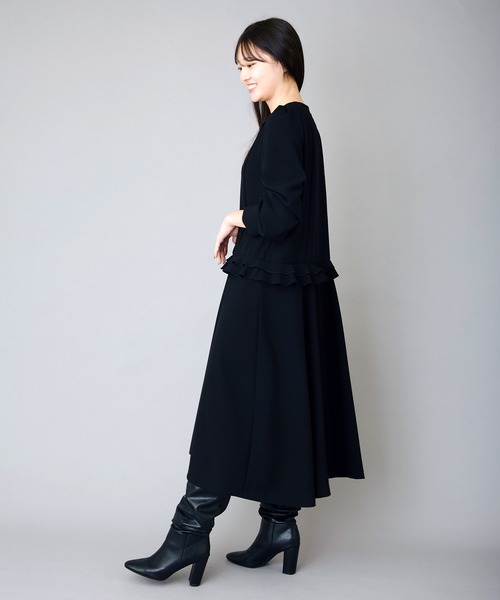 Ranerrh(ラネリ)の「【CASUAL】フリルデザインフォーマルドレス【入卒式・結婚式】【オリジナルパール付】【春夏用】(ワンピース・レディース・ブラック・38)」の5枚目の写真