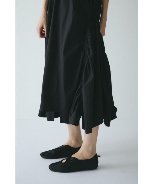 HeRIN.CYE(ヘリンドットサイ)の「Asymmetry hem skirt アシンメトリーヘムスカート(スカート・レディース・ブラック/レッド系その他・38/36)」の12枚目の写真
