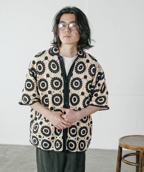 BAYFLOW（ベイフロー）の「クロシェニットシャツ（シャツ/ブラウス・メンズ・グリーン/ダークブラウン/ホワイト×ブラック・FREE）」の8枚目の写真