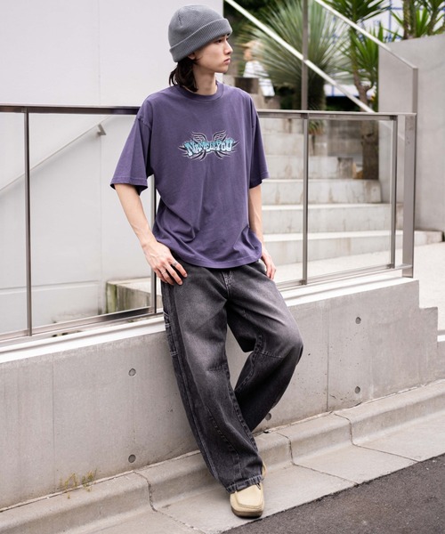 WEGO(ウィゴー)の「WEGO/コンパクトフィットピグメントグラフィックT(Tシャツ/カットソー・メンズ・スミクロ/パープル/オフホワイト/レッド・MEDIUM/LARGE)」の5枚目の写真