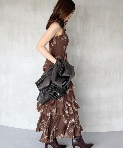 SNIDEL（スナイデル）の「ティアードプリントキャミワンピース（ワンピース・レディース・チェック/ブラウン・0/1）」の9枚目の写真