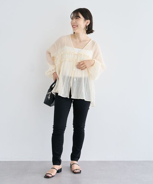 プリーツブラウス　フレアライン　Ｖネック　マックス　新品　秋物 Vネックフリルフレアブラウス | TOPS | OBLI