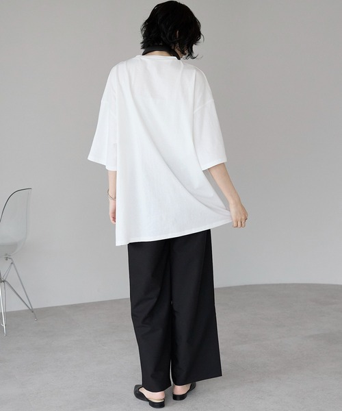 amini（アミニ）の「ビックシルエットプリントTシャツ　2型アソート（Tシャツ/カットソー・レディース・ホワイト系1/ホワイト系2/ブラック系1/ブラック系2・MEDIUM）」の10枚目の写真