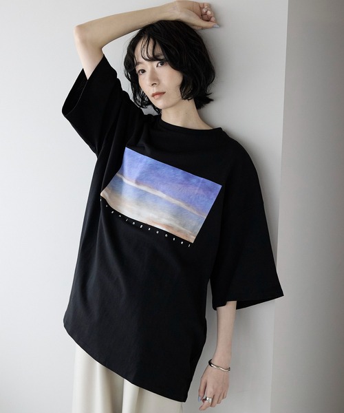 amini（アミニ）の「ビックシルエットプリントTシャツ　2型アソート（Tシャツ/カットソー・レディース・ホワイト系1/ホワイト系2/ブラック系1/ブラック系2・MEDIUM）」の14枚目の写真