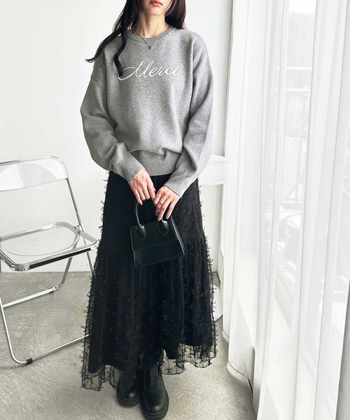 GeeRA(ジーラ)の「チェーンロゴ刺繍もちもちニットプルオーバー(ニット/セーター・レディース・グレー/ブラック・MEDIUM/LARGE/X-LARGE)」の4枚目の写真