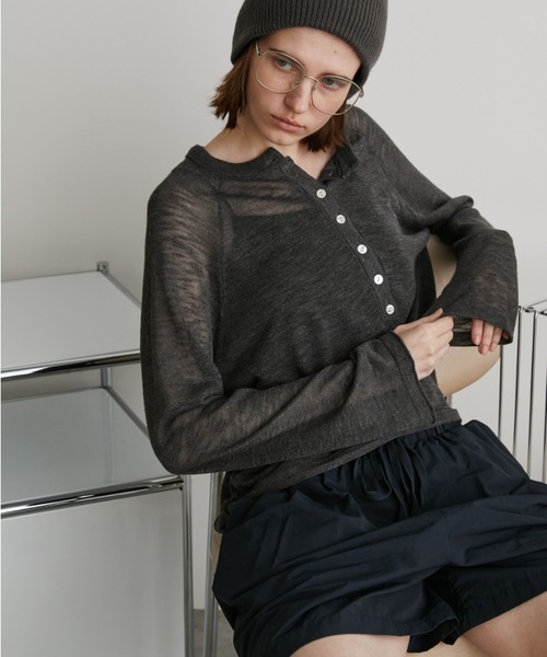 Auntie Rosa Holiday（アンティローザホリデー）の「ヘンリーラグランシアーニットプルオーバー（ニット/セーター・レディース・ブラック/ブルー/ホワイト/ダークグレー・FREE）」の4枚目の写真