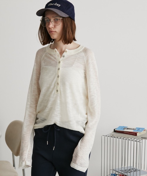 Auntie Rosa Holiday（アンティローザホリデー）の「ヘンリーラグランシアーニットプルオーバー（ニット/セーター・レディース・ブラック/ブルー/ホワイト/ダークグレー・FREE）」の16枚目の写真