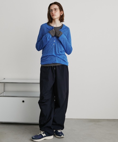 Auntie Rosa Holiday（アンティローザホリデー）の「ヘンリーラグランシアーニットプルオーバー（ニット/セーター・レディース・ブラック/ブルー/ホワイト/ダークグレー・FREE）」の10枚目の写真