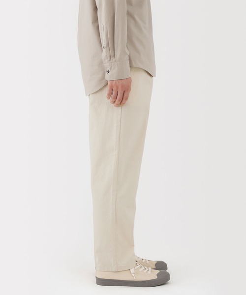 無印良品(ムジルシリョウヒン)の「紳士 洗いざらしデニムイージーパンツ 生成(デニムパンツ・メンズ・キナリ・S/M/L/XL)」の2枚目の写真