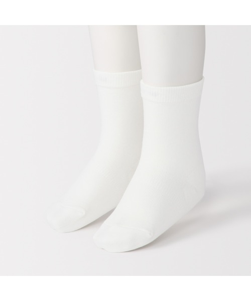 無印良品(ムジルシリョウヒン)の「キッズ 足なり直角 靴下(3足組)(ソックス/靴下・キッズ・ブラック/ホワイト系/グレー・19-23cm/15-19cm)」の5枚目の写真